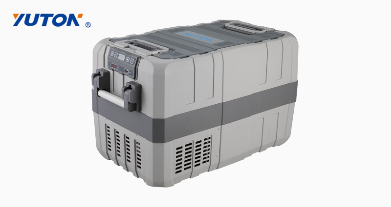 Mini priemyselná prenosná chladnička YT-B-50NX 26L / 16,5L